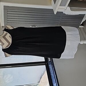 Dana Buchman dress size small NWT